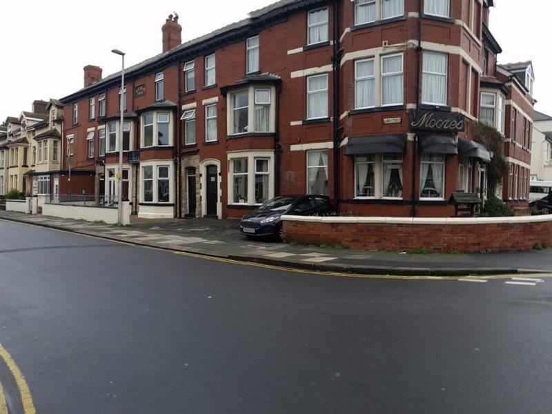 The Moores Blackpool Exterior foto
